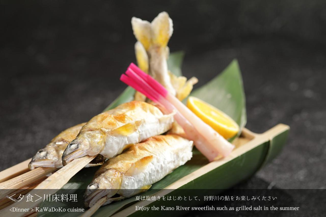 Tatsuta Ryokan Ukuszu Kültér fotó